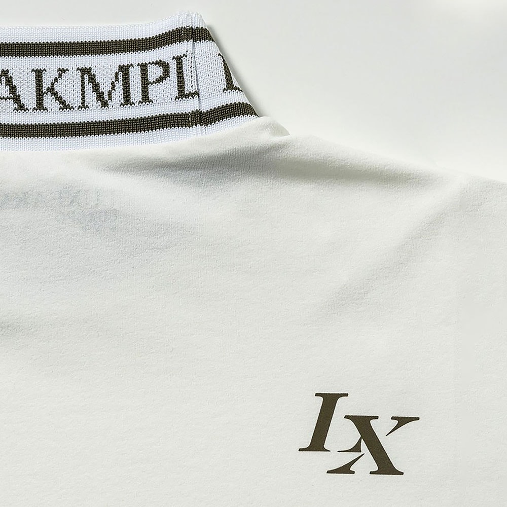 カラーロゴモックネックカットソー【LUXE AKM PLUS】