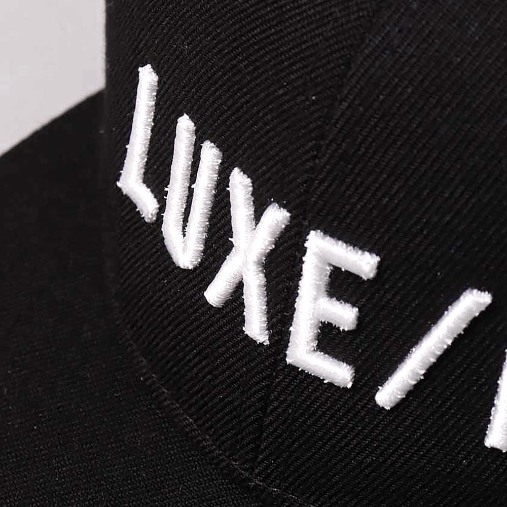 立体3D刺繍ロゴフラットキャップ【LUXE/R GOLF(ラグジュゴルフ)】